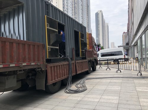 东城街道冷却液不足的情况下如何检查柴油发电机组？